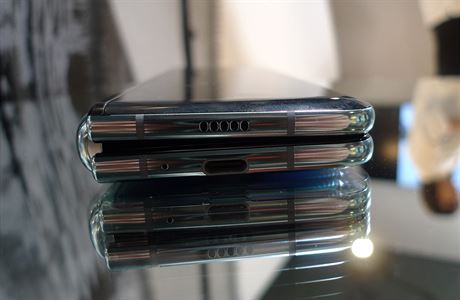 Sloen telefon Samsung Galaxy Fold.