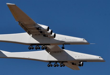 Firma Stratolaunch své letadlo vzhledem k rozpětí křídel označuje za „největší...