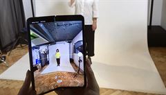 Mediální pedstavení Samsung Galaxy Fold v Londýn.