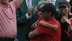 Jedním z prvních gratulant Tigera Woodse byl jeho syn Charlie Axel.