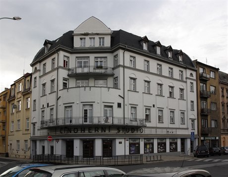Budova inoherního studia v Ústí nad Labem.