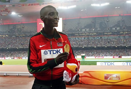 Hvzdný keský míla Asbel Kiprop dostal za doping tyletý zákaz start.