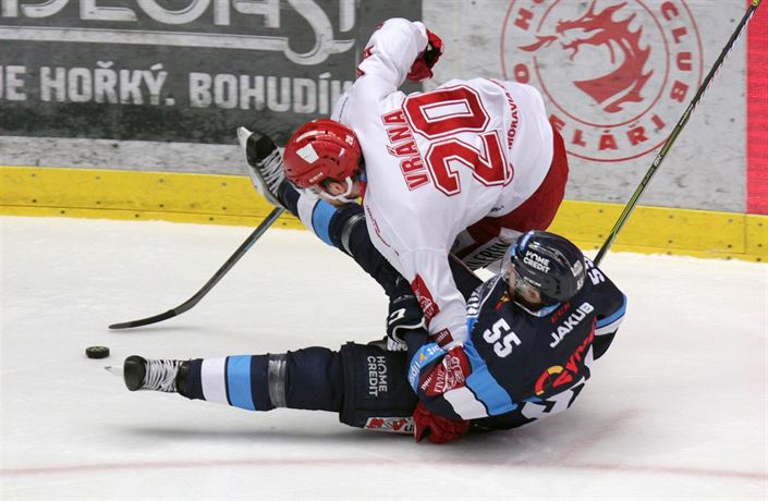 Hokejisté Liberce tentokrát na led� T�ince usp�li.