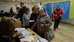 Na Ukrajin v nedli zaalo druhé kolo prezidentských voleb. Jejich favoritem...