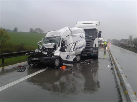Nehoda na 131. kilometru dálnice D1.