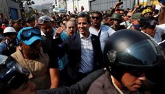 Opoziní lídr Guaidó se setkal se svými píznivci.