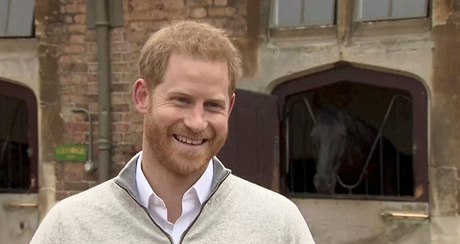 Princ Harry hovoil s médii po porodu vévodkyn Meghan.