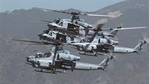 Vojensk vrtulnky typu Bell AH-1Z, kter plnuje esk republika koupit.