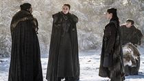Setkn Stark v posvtnm hji (zleva): Jon Snh (Kit Harington), Sansa Stark...