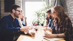 Najezte se n�kde venku