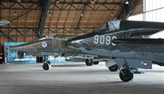 Letoun Suchoj Su-25 K evidenního ísla 9098 je souástí leteckých sbírek...