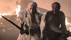 Daenerys Targaryen (Emilia Clarkeová) a rytí Jorah Mormont (Iain Glen) v boji...
