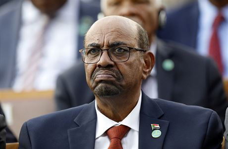 Bývalý súdánský prezident Umar al-Baír.