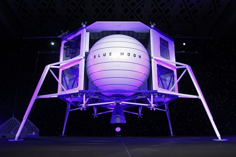 A model of Blue Origin's Blue Moon lunar lander sits onstage following an event...