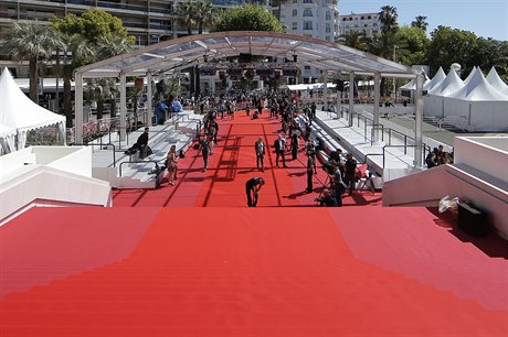 Červený koberec na festivalu v Cannes