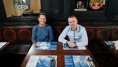 Zakladatele Together Viktora Kaplana (vlevo) a Davida Petíka jsme fotili v...