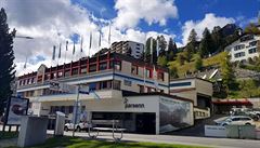 Údolí Davos Klosters je obklopené osmi hlavními vrcholy, které se tyí do výky...