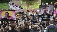 Nejsme slep. Dv stovky student v Praze demonstrovaly za nezvislou justici