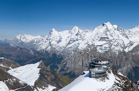 První otáecí restaurace Alp Piz Gloria s výhledem na Jungfrau, Mnicha a Eiger