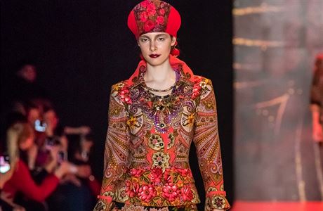 Zemřel návrhář Slava Zajcev. „Christian Dior“ východu bojoval proti šedi v módě