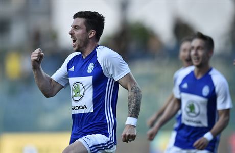 Tomá Pikryl z Mladé Boleslavi se raduje ze vsteleného gólu.