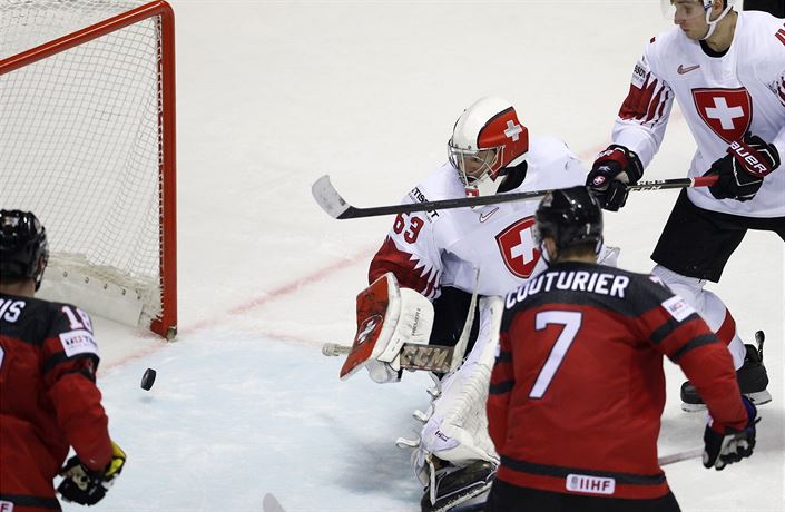 Puk koní v brán a je vyrovnáno. 0,4 vteiny ped koncem.