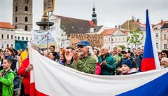 Stovky lidí zaplnily také Námstí Pemysla Otakara II. v eských Budjovicích.