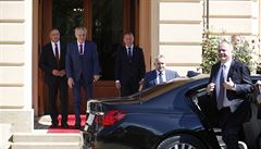 Do Lán pijel dosluhující slovenský prezident Andrej Kiska.