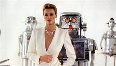 Brigitte Nielsenová jako Ingrid. Snímek Kobra (1986). Reie: George P. Cosmatos.