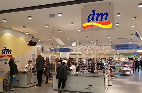 Rodiče propadli levným nákupům v Německu. Zboží hromadně objednávají i přes  Facebook | Byznys | Lidovky.cz