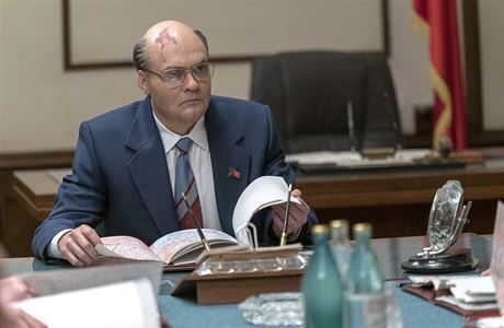 David Dencik jako Michail Gorbaov. Minisérie ernobyl (2019).