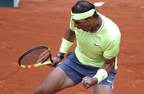 Rafael Nadal se raduje z vtzstv na French Open