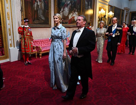 Ivanka Trumpová a britský ministr zahraniního obchodu Liam Fox.