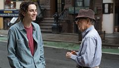 Snímek Detivý den v New Yorku (2019). Reie: Woody Allen.