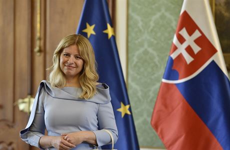 Nov slovensk prezidentka Zuzana aputov pevzala Prezidentsk palc po sv...