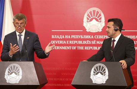 Premiér Andrej Babi na tiskové konferenci s premiérem Severní Makedonie...