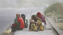 Indit zemdlci maj pauzu kvli prachov boui ve mst Jammu.