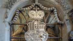 CNN doporu�uje náv�t�vu kostnice v Sedlci u Kutné Hory