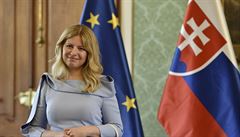 aputov sloila slib a stala se prvn slovenskou prezidentkou. Hanba, volali nkte odprci