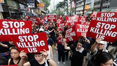 V Hongkongu dle organizátor demonstrovaly skoro dva miliony lidí.