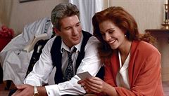 Edward (Richard Gere) a Vivian (Julia Robertsová). Snímek Pretty Woman (1990)....