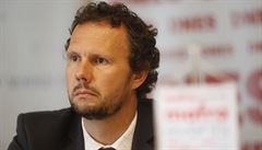 Miroslav Trna, zástupce �editele Divize Ve�ejný sektor a obchod Corporate v...