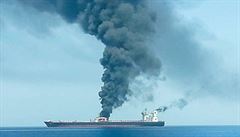 Jeden z napadených tanker v Ománském zálivu.