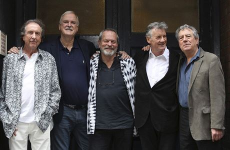 Monty Python po ticeti letech: Eric Idle, John Cleese, Terry Gilliam, Michael...