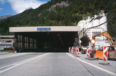 Taurský tunel