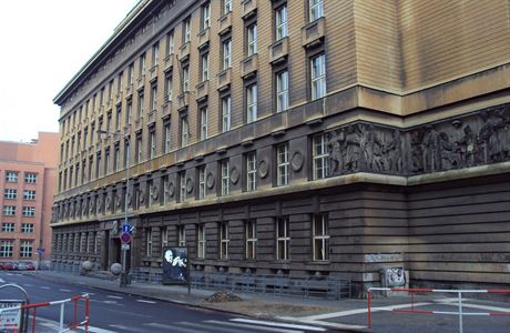 Mstský soud v Praze.