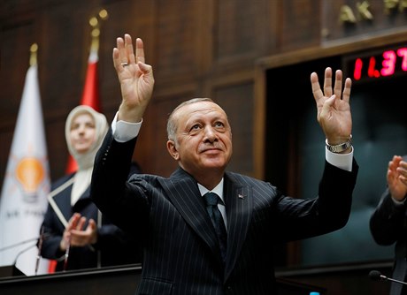 Erdogan uvedl, že Turecko rozhodně nebude žádnou zemi žádat o svolení a...