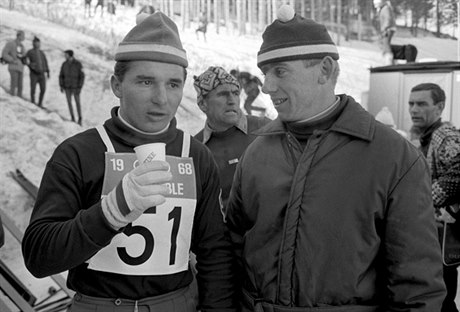 Zdeněk Remsa (vpravo) s Jiřím Raškou na zlaté olympiádě v Grenoblu 1968