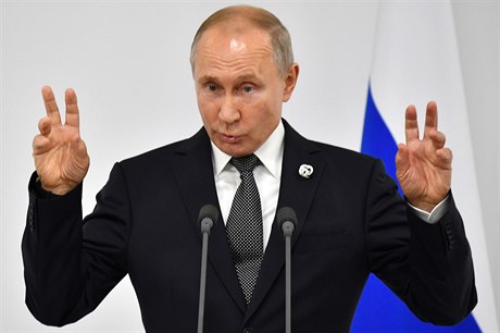 Ruský prezident Vladimir Putin na summitu G20 v japonské Ósace.