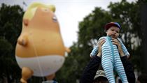 Baby Trump se stal symbolem protest proti americkmu prezidentovi.